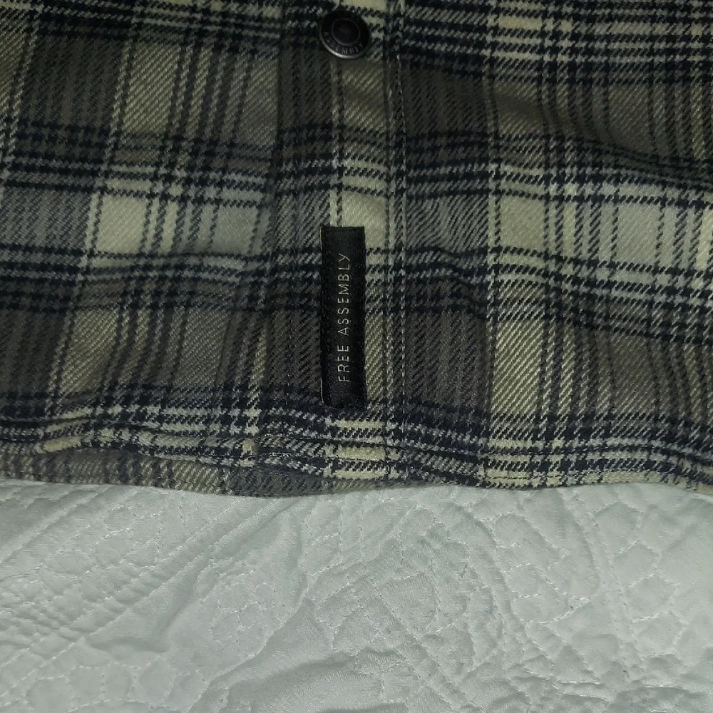 Men's Stylish Gray Plaid Button Down Shirt
